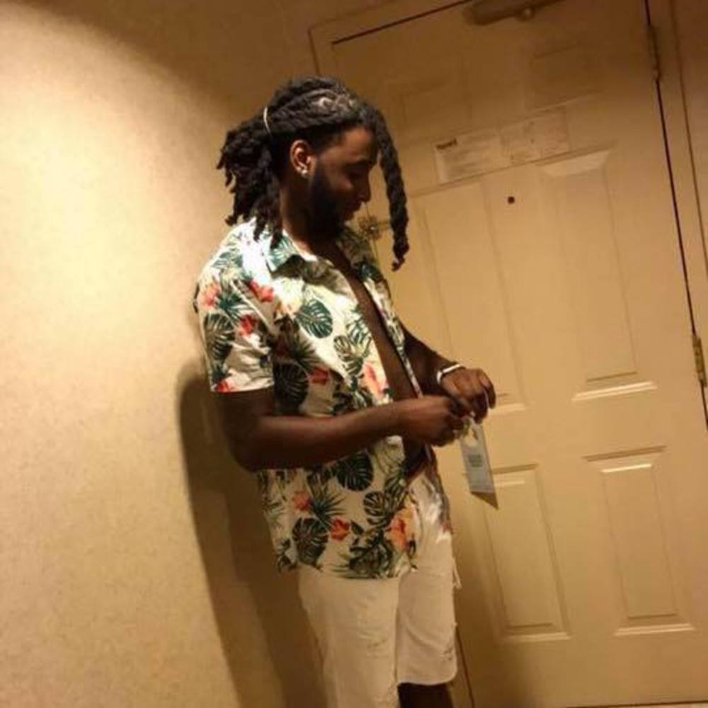 Meet your Posher, Aaron